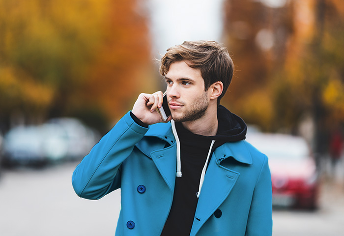Track someone by cell store phone number without them knowing